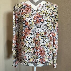 LOFT Women’s floral long sleeve blouse, like new!